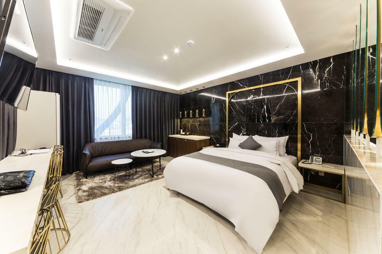 Astro Hotel Jongin Kültér fotó